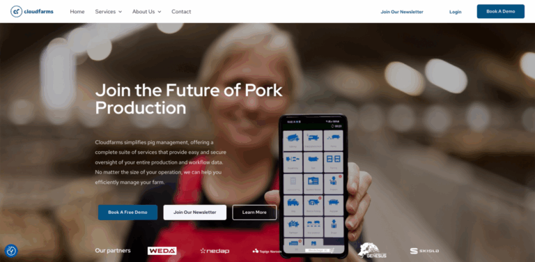 Cloudfarms: Simplifying Pig Management for Enhanced Productivity